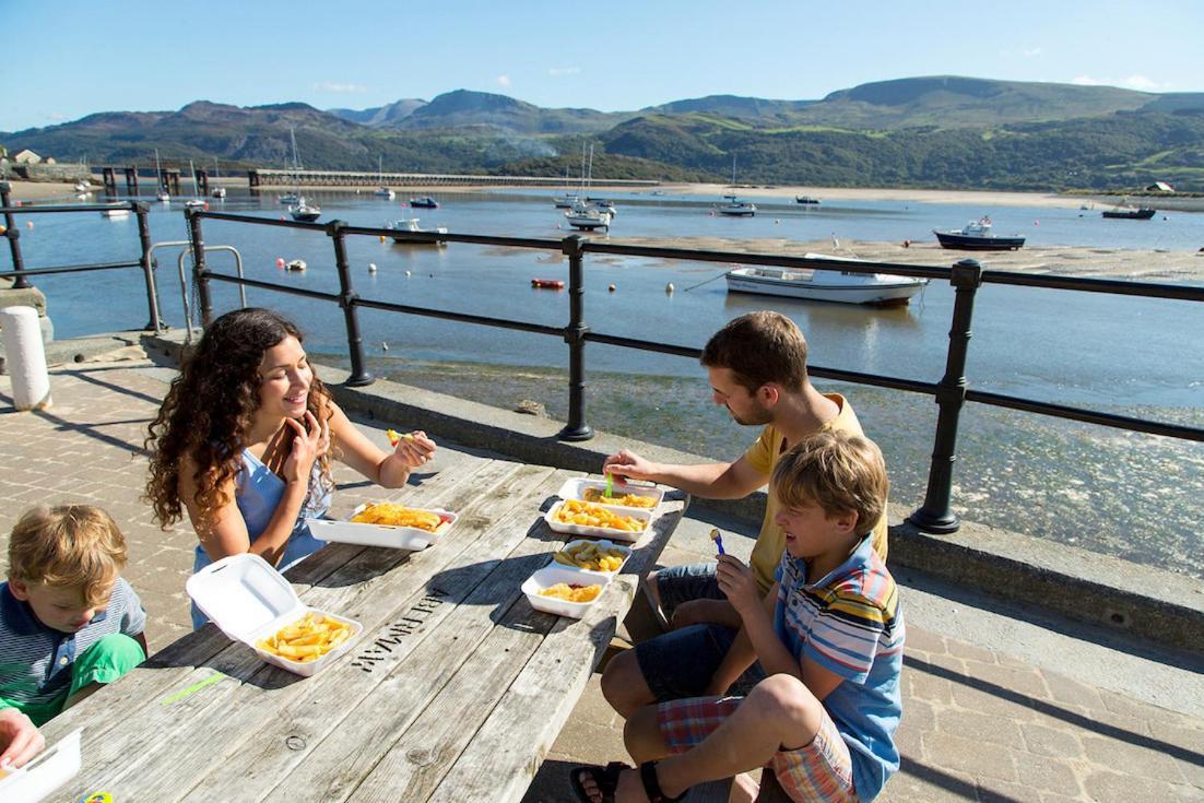Barmouth Bay Holiday Park Llanddwywe Esterno foto