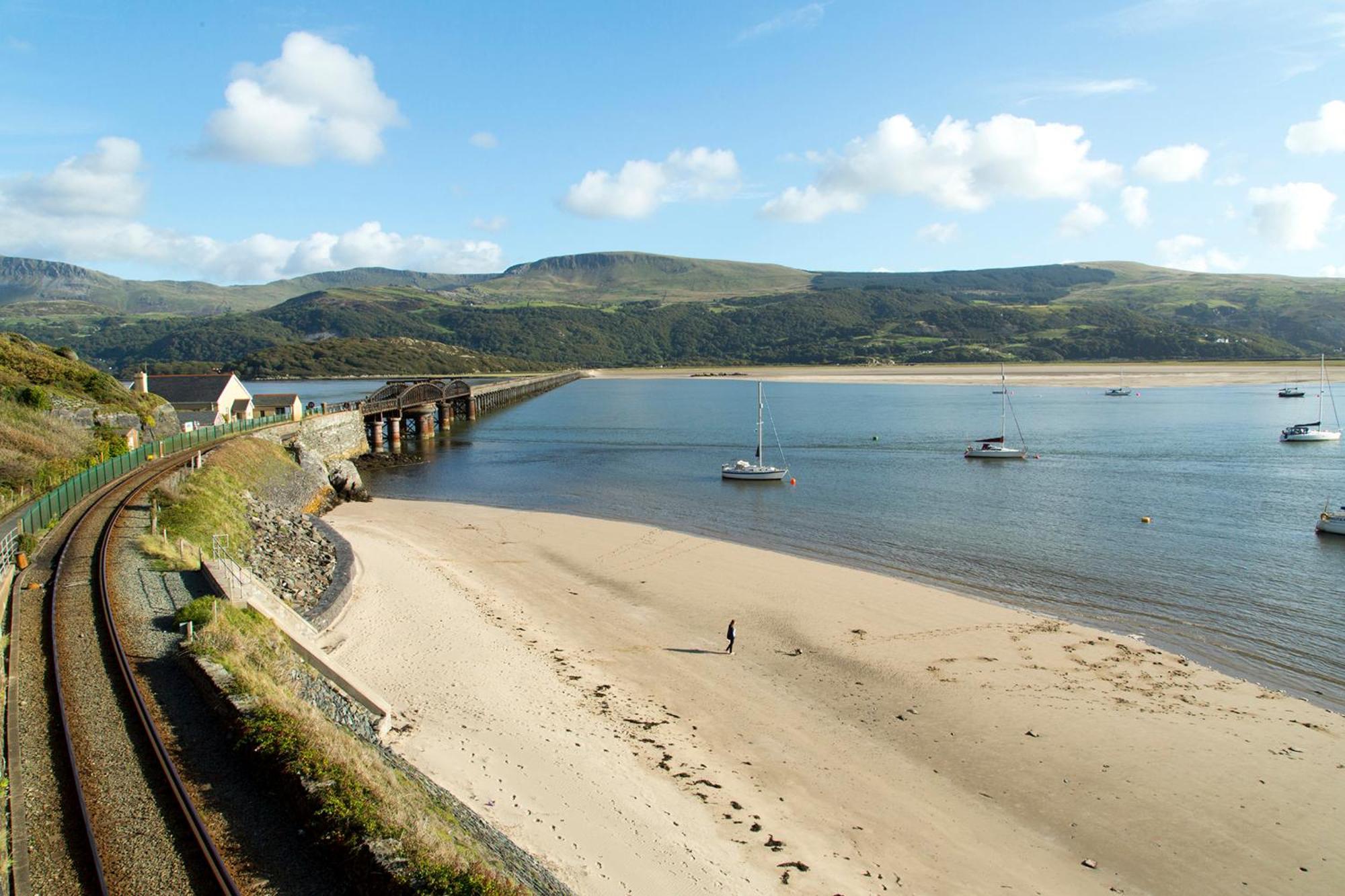 Barmouth Bay Holiday Park Llanddwywe Esterno foto