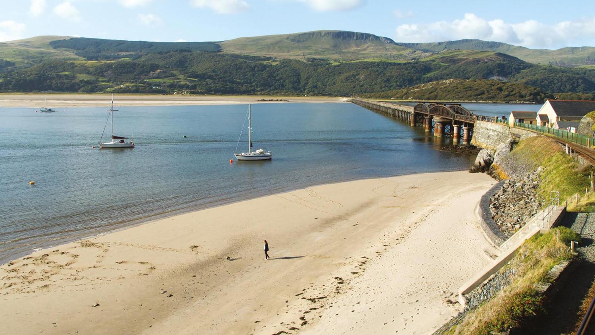 Barmouth Bay Holiday Park Llanddwywe Esterno foto